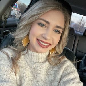 Meet your Posher, Paige